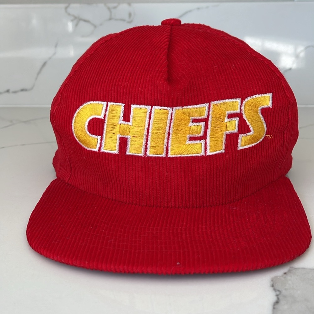 Vintage Corduroy NFL Kansas City Chiefs NFL Starline SnapBack hat / OS